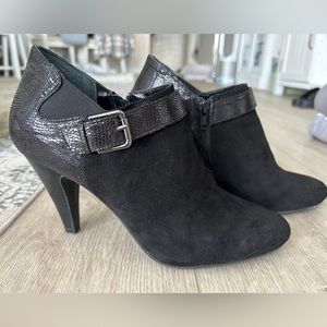 Alfani Shirlee ankle boots - size 9